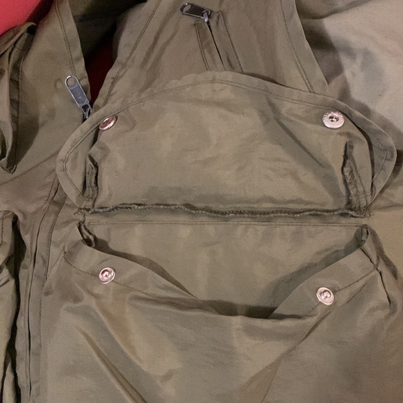 VGUC Armani Exchange green vest - Picture 7 of 7